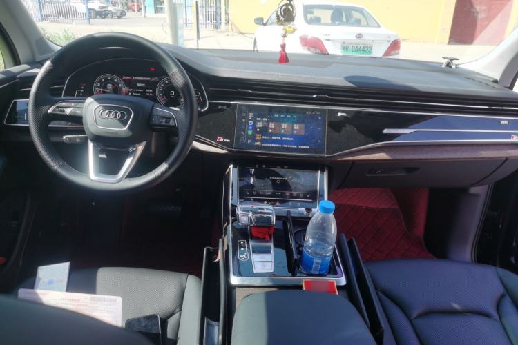 Used Audi Q7 2023 55 TFSI quattro S line Sport Edition
