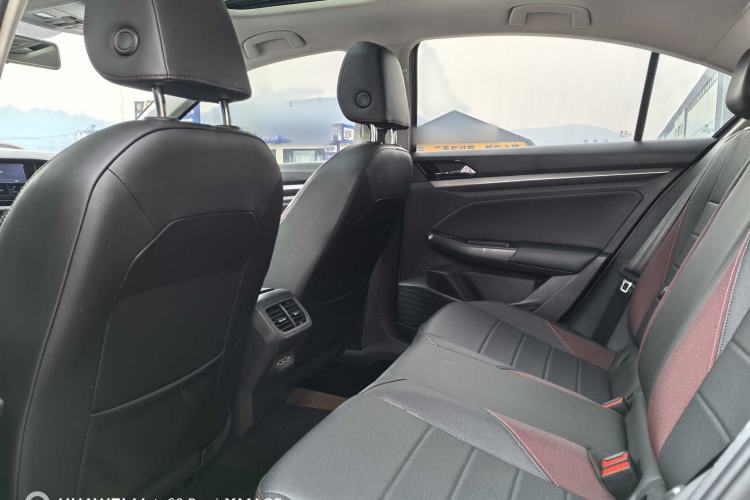 Used Volkswagen Bora 2021 1.5L Automatic Comfort Smart Connect Edition Interior 3