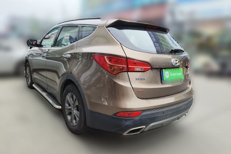 Used Hyundai Santa Fe 2013 2.4L Automatic Two-Wheel Drive Smart Version Rear Left 45 Deg