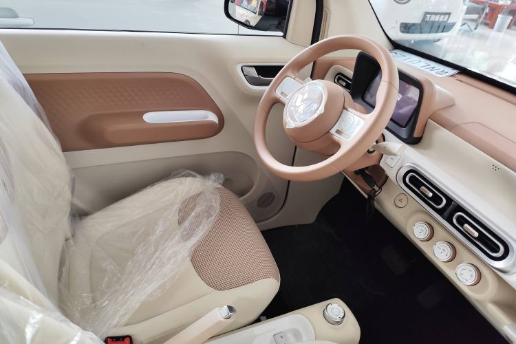 Used Wuling Hongguang MINIEV 2024 3rd Generation 215km Youth Edition