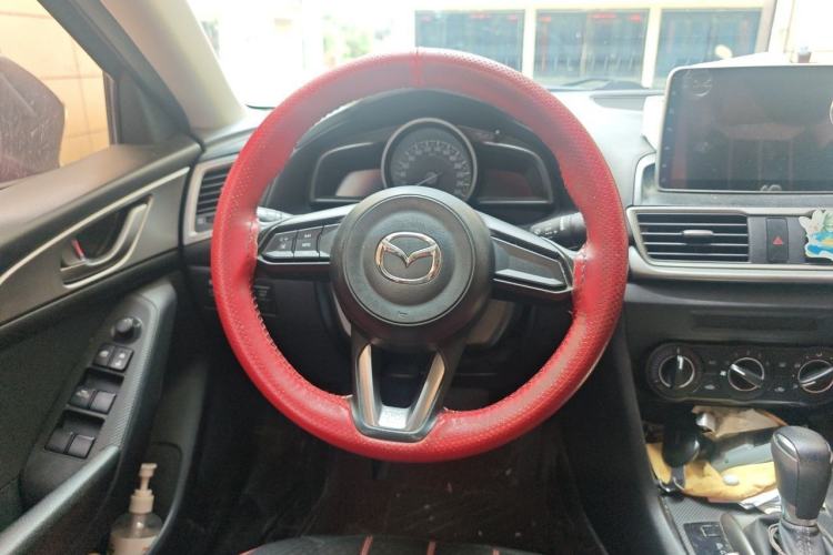 Used Mazda 3 Axela 2017 Sedan 1.5L Automatic Comfort Model Emission Standard China V