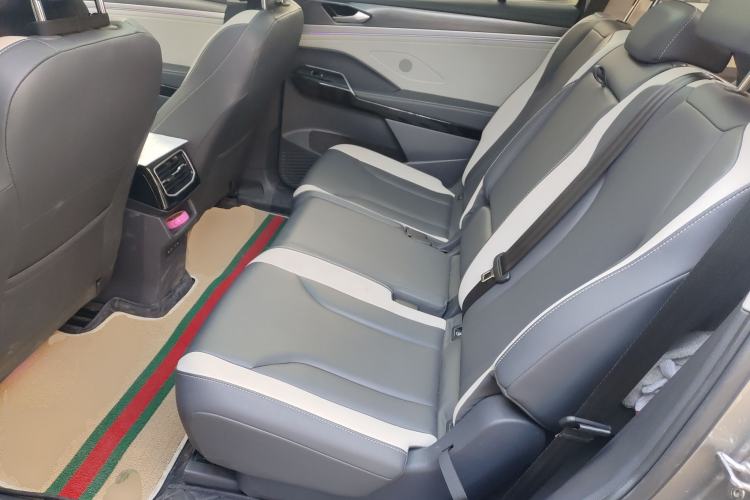 Used Volkswagen ID.6 CROZZ 2021 Long-Range PURE+ Edition Left Rear Seat