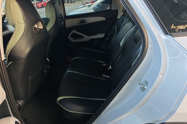 Used BYD Yuan UP 2025 Model 301KM Leading Version
