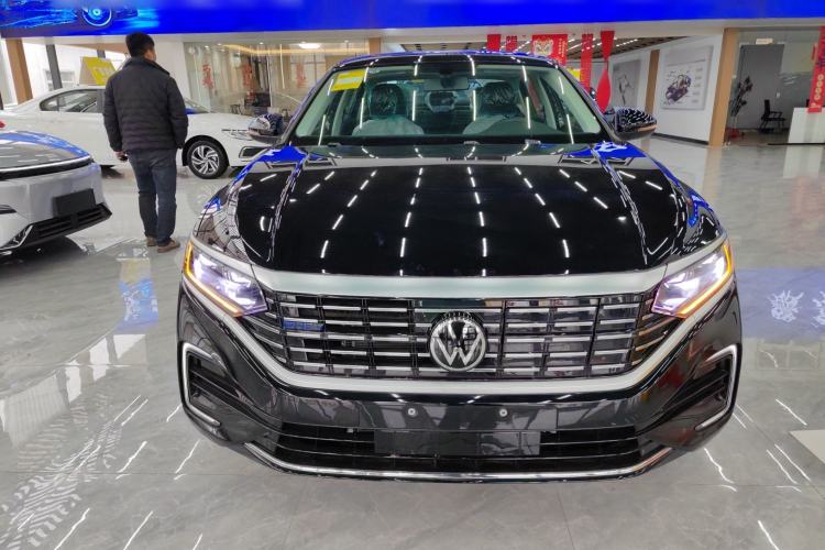 Used Volkswagen Passat New Energy 2025 430 PHEV Hybrid Business Edition
