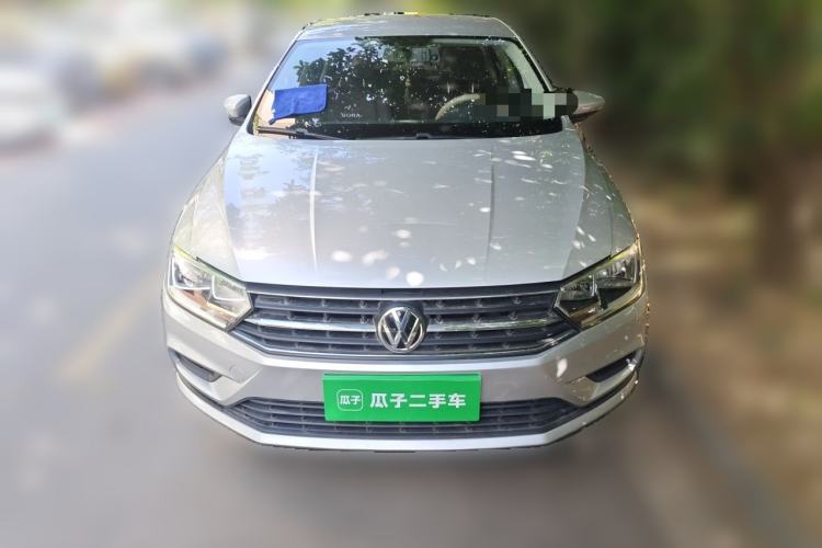Used Volkswagen Bora 2016 1.6L Manual Fashion Edition
