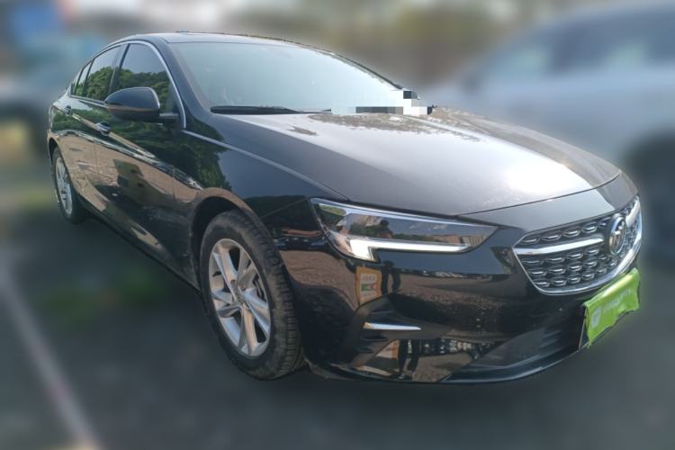 Used Buick Regal 2020 552T Elite Edition Front Right 45 Deg