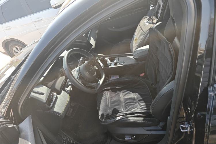 Used Lynk & Co 03 2023 2.0TD DCT JingPro Left Front Seat