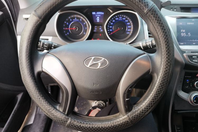 Used Hyundai Elantra (5th Generation / Langdong) 2016 1.6L Manual Luxury Model Steering Wheel