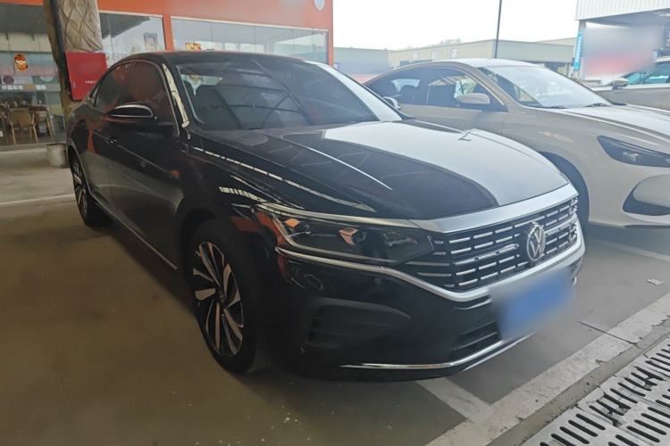 Used Volkswagen Passat 2025 Premium Version 380TSI Dragon Edition