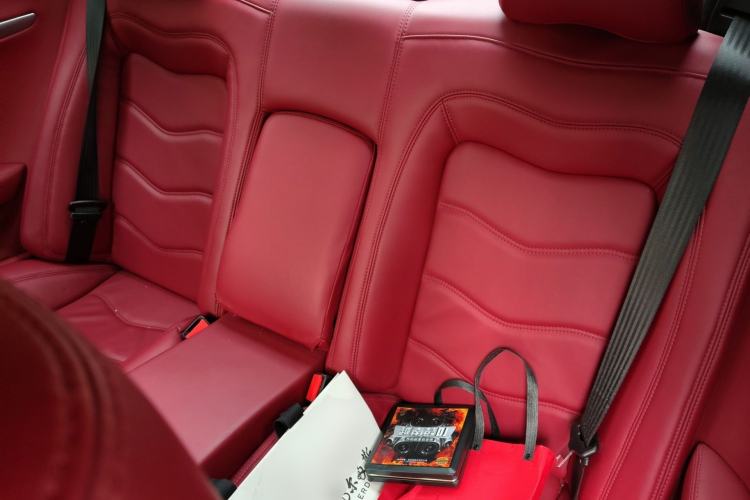 Used Maserati GranTurismo 2007 4.2L Standard Edition Left Rear Seat