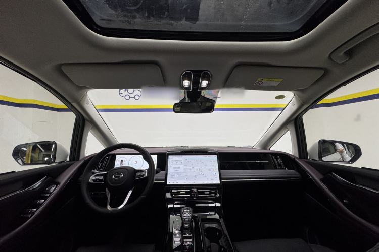 Used GAC Trumpchi M8 2024 Master Series 400T Prestige Edition Interior 1