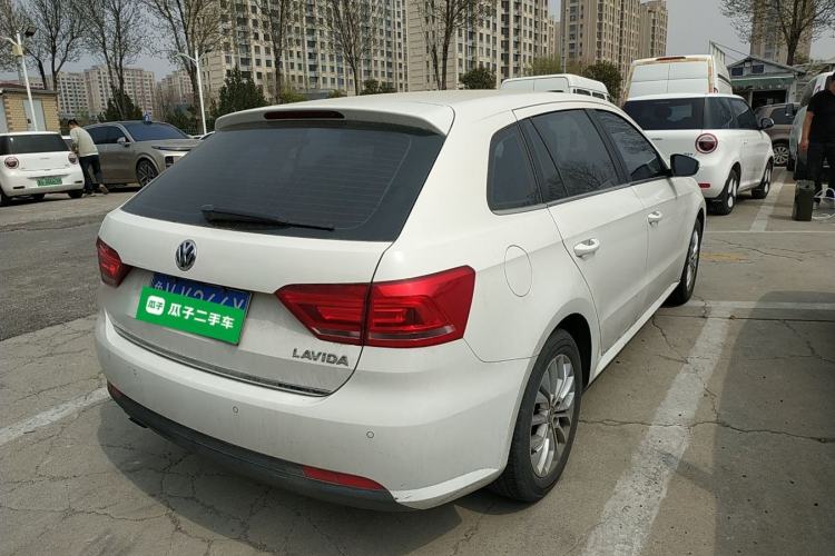 Used Volkswagen Gran Lavida 2013 1.6L Automatic Luxury Model
