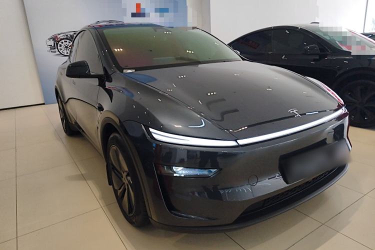 Used Tesla Model Y 2025 Long-Range All-Wheel Drive First Edition
