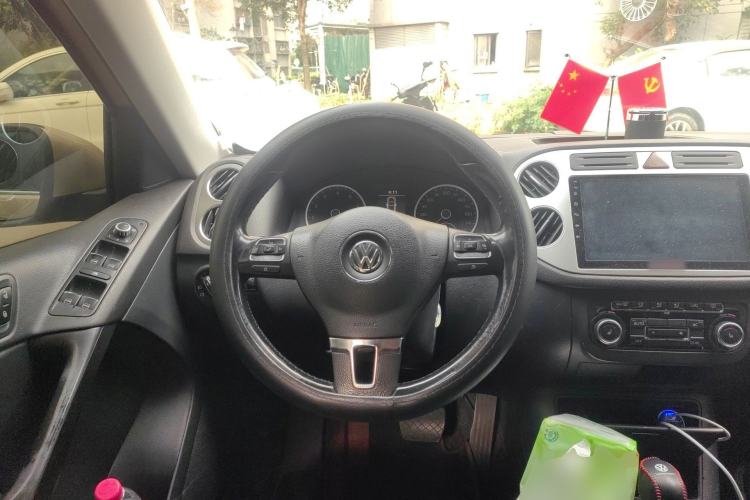 Used Volkswagen Tiguan 2012 1.8TSI Automatic Two-Wheel Drive Elite Edition Steering Wheel