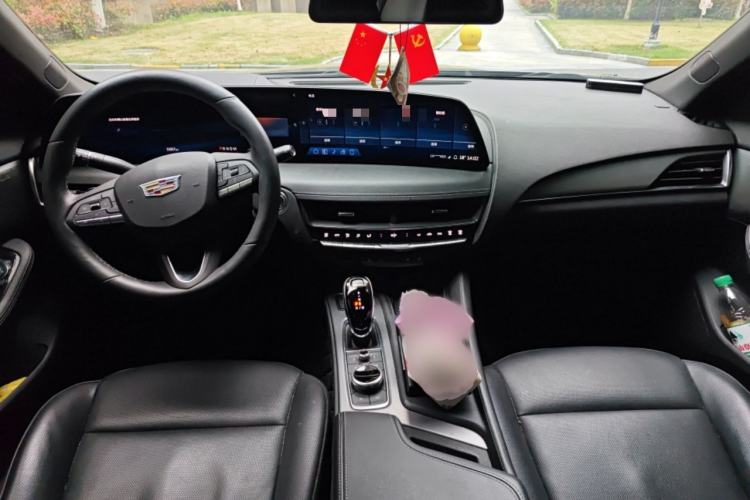 Used Cadillac CT5 2024 28T Luxury Version Interior 2