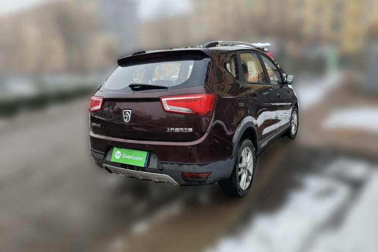 Used Baojun 560 2015 1.8L manual Comfort trim level
