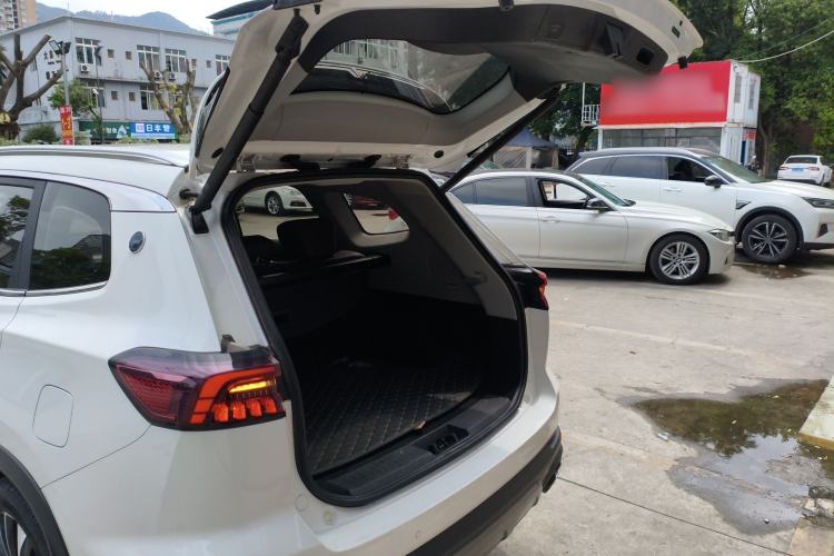 Used Chery Tiggo 8 PRO 2024 Champion Edition 390T Two-Wheel Drive Peak Version 5 Seats
