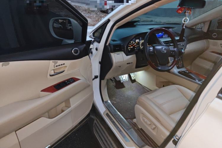 Used Lexus RX Classic 2011 270 Elegant Edition Driver Seat