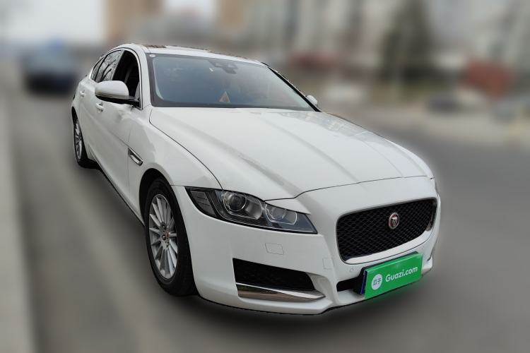 Used Jaguar XF 2016 XF 2.0T Two-Wheel-Drive Luxury Edition