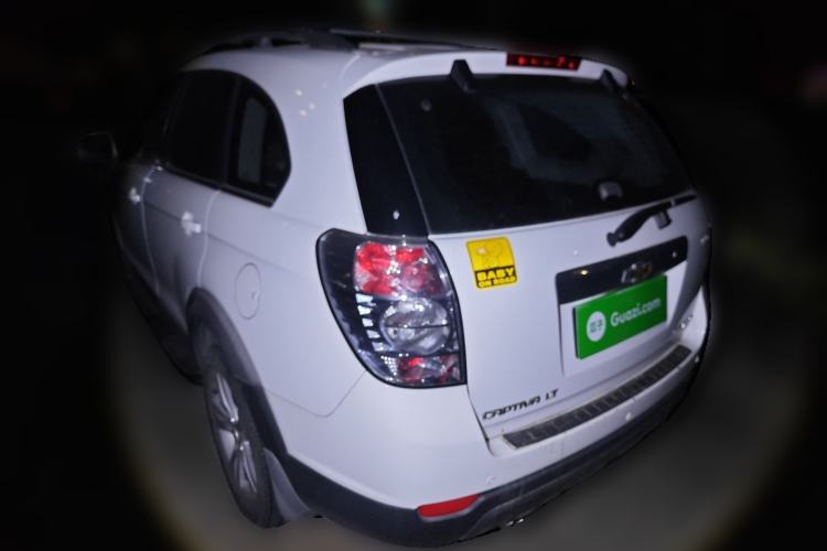 Used Chevrolet Captiva 2011 2.4 AT 7-Seater Luxury Edition
