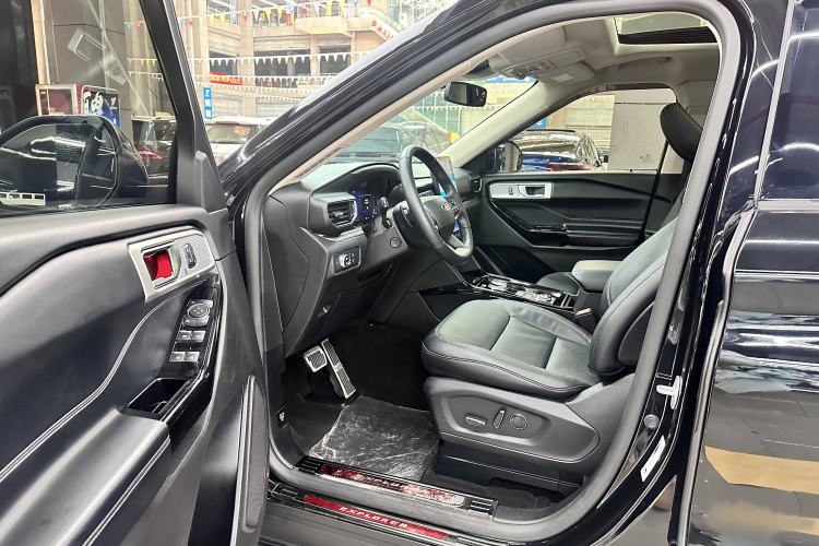 Used Ford Explorer 2020 EcoBoost 285 4x4 Titanium Edition 7-Seater