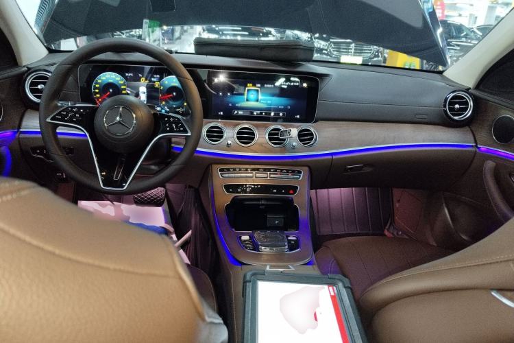 Used Mercedes-Benz E-Class 2023 Updated E 300 L Fashion Edition
