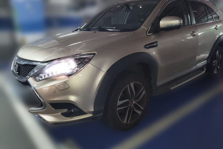 Used BYD Tang New Energy 2015 2.0T Four-Wheel-Drive Flagship Model