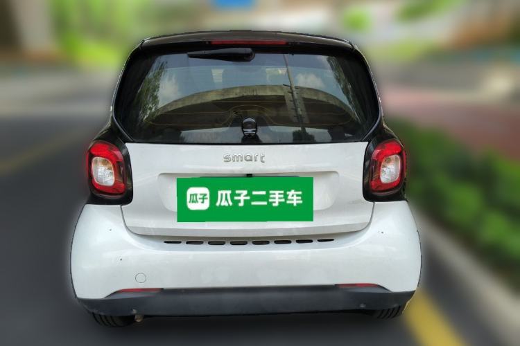Used smart fortwo 2018 1.0L 52kW Hardtop Dynamic Version China V
