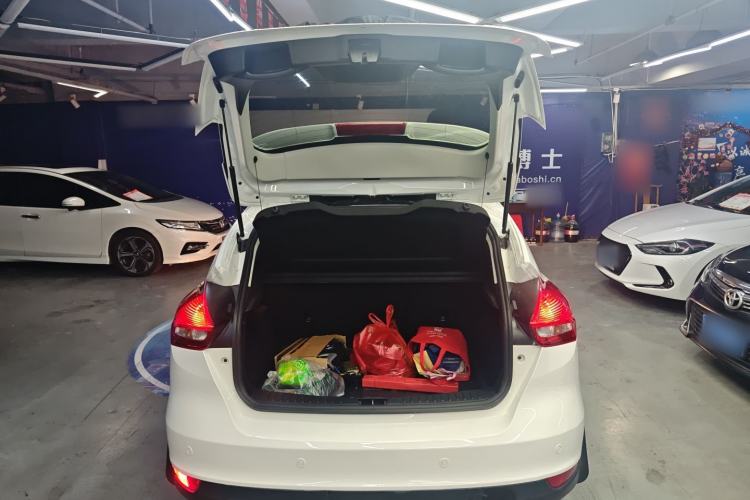 Used Ford Focus 2018 Hatchback Classic EcoBoost 180 Automatic Elite Model