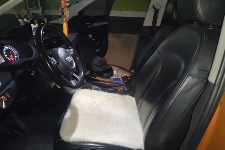 Used Audi Q3 2015 35 TFSI quattro Technology Edition Left Front Seat