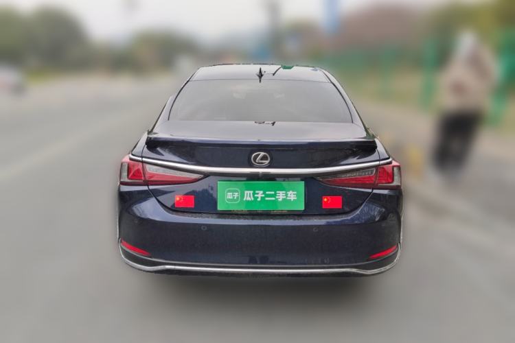Used Lexus ES 2022 200 Excellence Edition
