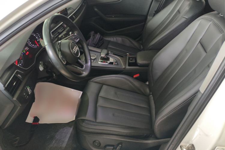 Used Audi A4L 2018 30th Anniversary Edition 40 TFSI Trendy Model