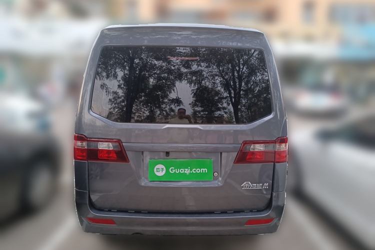 Used Jinbei Gold Hiace M Classic 2023 1.5L Engineering Lion Passenger Vehicle 5/6/7 Seats
