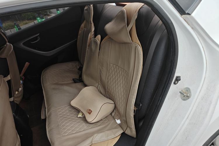 Used Hyundai Elantra (5th Generation / Langdong) 2015 1.6L Manual Fashion Edition
