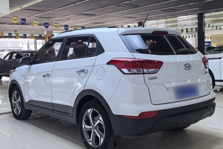 Used Hyundai ix25 2017 1.6L Automatic Smart Version
