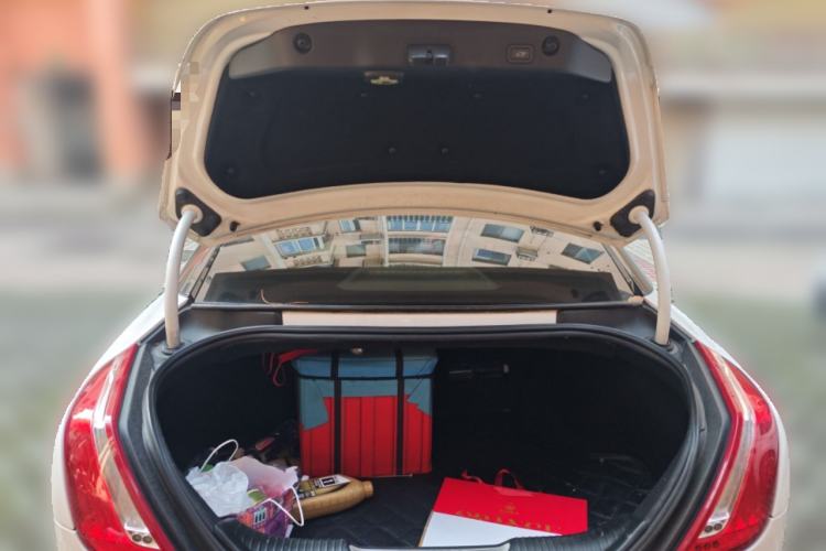 Used Jaguar XJ 2015 XJL 3.0 SC Elegant Business 80th Anniversary Limited Edition Trunk