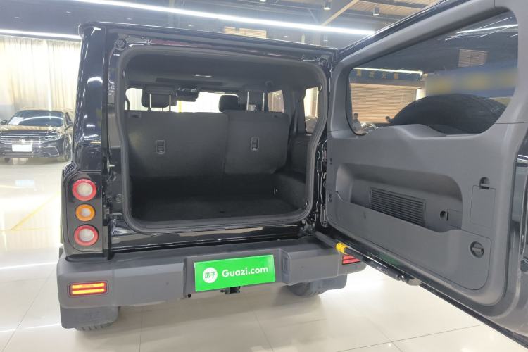 Used 212 T01 2024 2.0T Mechanic