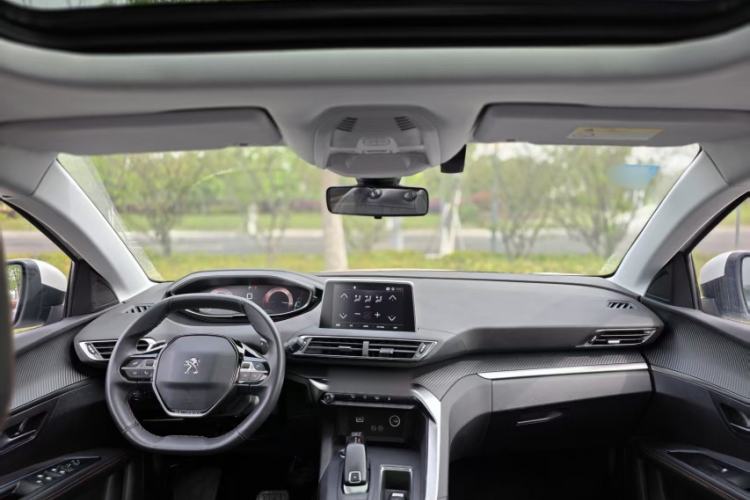 Used Peugeot 4008 2018 350THP Elite Edition Interior 5