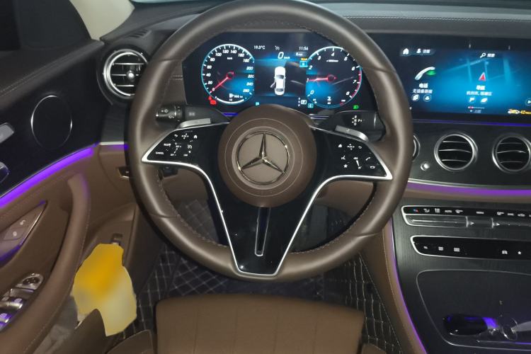 Used Mercedes-Benz E-Class 2023 E 260 L Steering Wheel