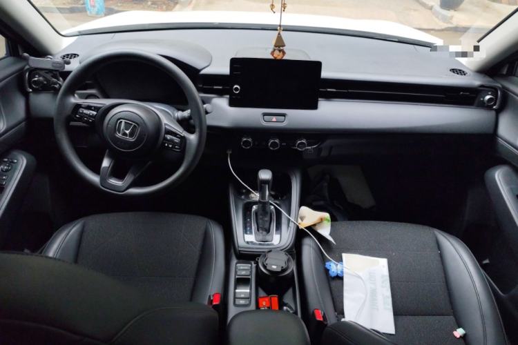 Used Honda Vezel 2023 1.5L CVT Pioneer Edition Interior 2