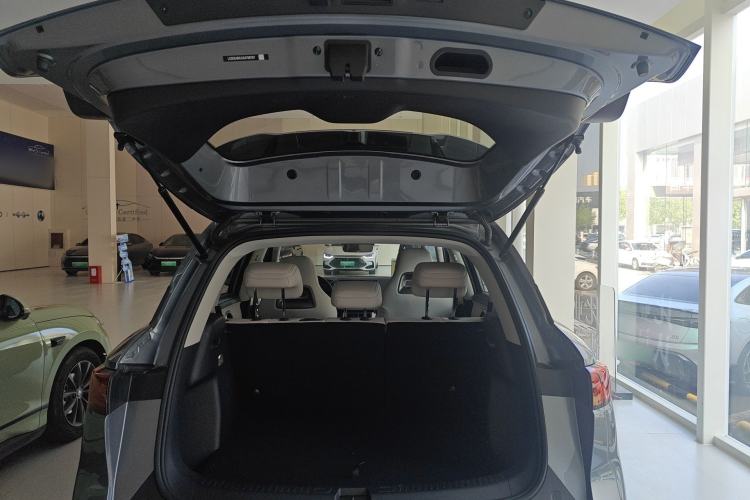 Used BYD Yuan UP 2025 Intelligent Driving Version 401 KM Dynamic Edition Trunk