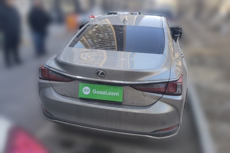 Used Lexus ES 2022 200 Excellence Edition
