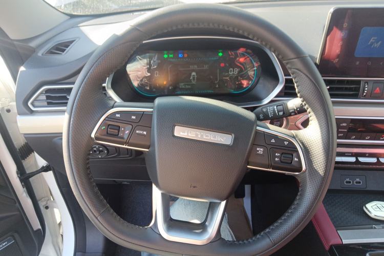 Used JETOUR X70 2024 1.5T Manual Glory Edition 5 Seats

