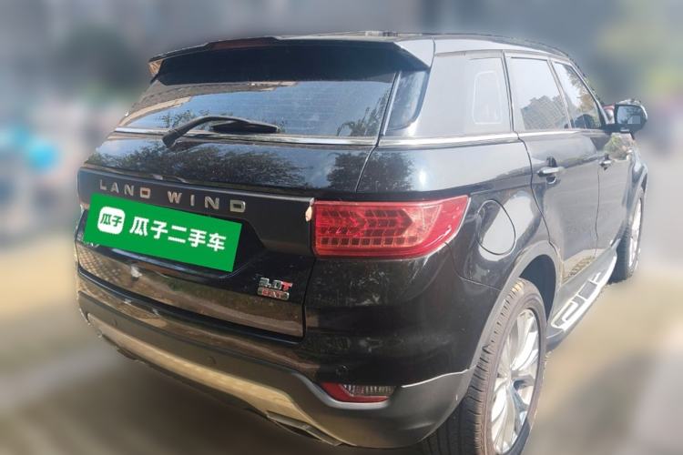 Used Land X7 2015 2.0T Panoramic Prestige Edition
