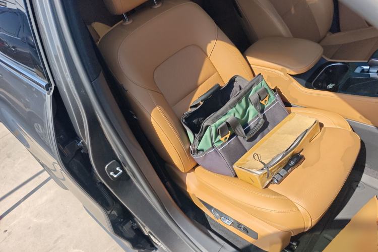 Used Li Auto ONE 2021 Extended-Range 6-Seater Version Right Front Seat