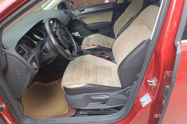 Used Volkswagen Golf 2017 230TSI Automatic Luxury Million-Vehicle Commemorative Edition