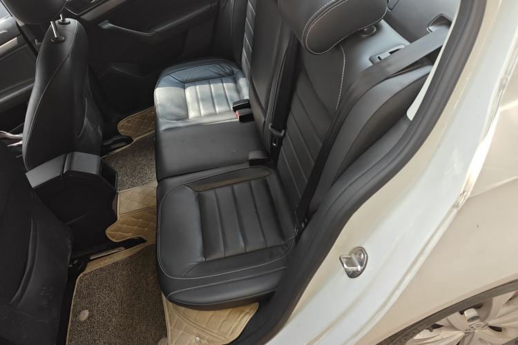 Used Volkswagen Lavida 2017 1.6L Automatic Comfort Edition