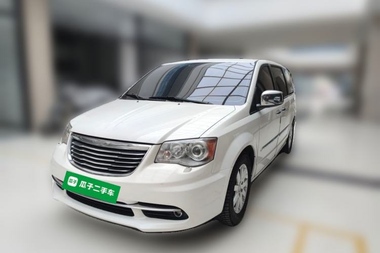 Used Chrysler Grand Voyager 2013 3.6L Luxury Edition