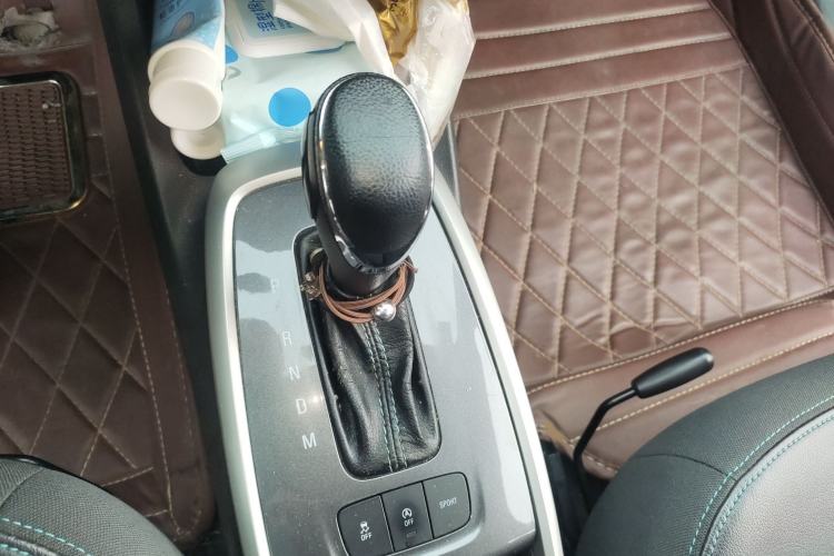 Used Chevrolet Lova RV 2016 1.5L Automatic Smart Drive Edition Gear Lever