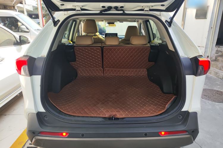 Used Toyota RAV4 2020 2.0L CVT Two-Wheel Drive Fashion Edition